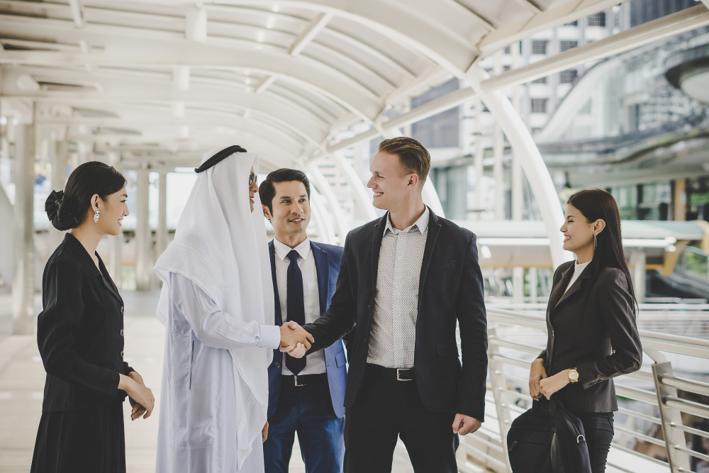 The Complete Guide to Starting a Business in UAE: Steps, Costs, and Benefits